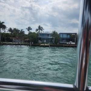 Boat tour Miami